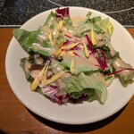 青山牛彩 - ドレッシングが美味！