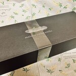 メゾン シーラカンス - 「シーラカンスモナカ 簡易6個（税込￥2,350）」のパッケージ