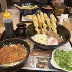資さんうどん 前橋西店 - 