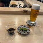 すし処 とし - もずくと銀杏で、まずは一杯