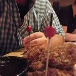 器楽亭 - 友人とハラミ串揚げ。