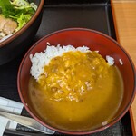高幡そば - ミニカレー。結構スパイシー。