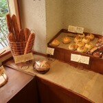 ベッカライ ブラウベルグ - 陳列棚の様子④。