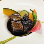 France Ya - 牛ほほ肉の美酒煮込み