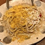 横浜ドラテン - しらすとカラスミの蕎麦ペペロンチーノ