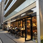 横浜ドラテン - 外観