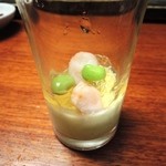 魚匠 銀平本店 - 枝豆のムースに柑橘のジュレ　こんなﾒﾆｭｰも開発しているんだなっと感心