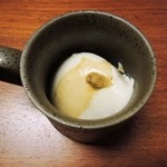 魚匠 銀平本店 - いつものからしで食べるお豆腐