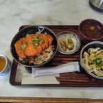 つきよみ食堂 - 伊勢かつ丼と半盛り伊勢うどんセット（1300円）