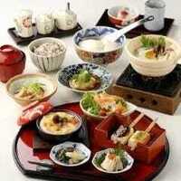 豆富料理と吟醸せいろ蒸し 八かく庵 - 