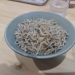 中華そば&じゃこめし ゆ希 - じゃこ飯250円。