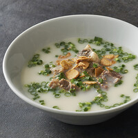 超人的にんにくネギスープ