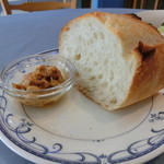 スパルタ - ランチ　パン　パテ