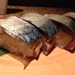 Shungyo Shunsai Sakura - 鯖寿司ハーフサイズ(4貫)