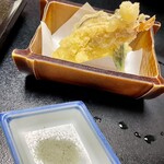 皆生菊乃家 - 熱々なノドグロの天ぷらなど