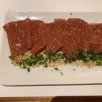 焼肉 龍園 西中洲店 - 