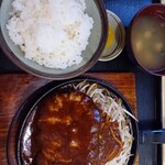 ぐるめらん - 大きなハンバーグステーキ