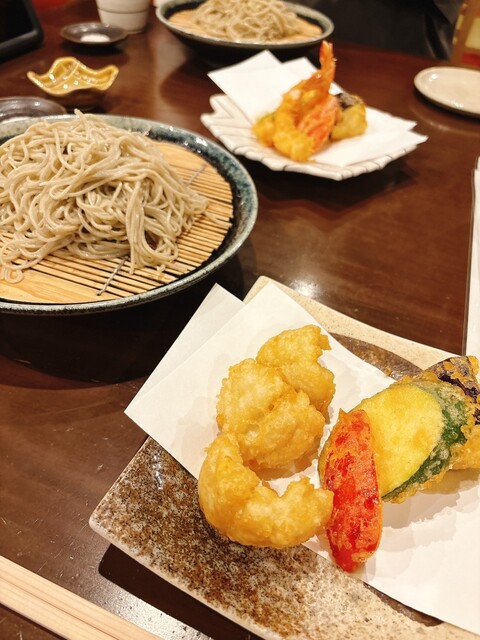 Ishiusubiki Teuchi Soba Ebiya