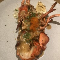  「メトロポリタングリル」 ヒルトン東京 - 燻製カナダ産ロブスターのフランベ　