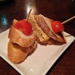 青食 - 限定メニューの、だし巻きサンドイッチ。