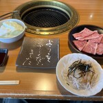 松阪牛焼肉 一升びん 鈴鹿店 - 