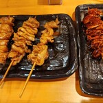 個室完備 大眾燒鳥酒場 Toriichizu 宇都宮獵戶座通店 - 秘伝皮串、かわ串激辛ダレ