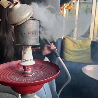 シーシャのあるリビング チルイン_2