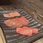 焼肉 ジャンボ - 