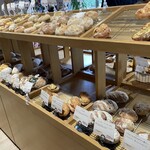 DAPAS - 店内　パンいろいろ