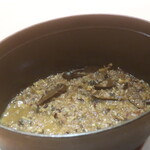 RISTORANTE IL NODO - ストウブ鍋で炊き上がった状態での”ほしゆたか”リゾットのプレゼンテーション