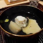 神楽坂 石かわ - お椀 鱧しんじょ 鮑 2014.10.1x