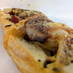 メゾン・カイザー・カフェ COREDO日本橋店 - 厚切りホクホクじゃがいもとスモーキーなベーコン♪