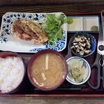 炭火焼専門食処 白銀屋 - 