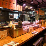 博多串焼き いっぽん - カウンター席