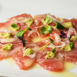 季節の魚介料理を楽しむ◎豊洲直送の新鮮食材