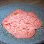 USHIGORO S. - 厳選部位 焼きしゃぶ