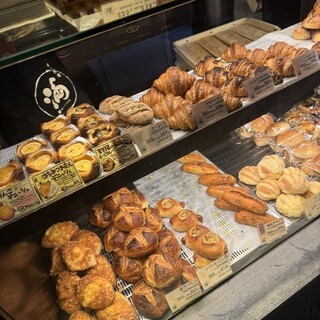 華麗パン満 写真 : 満 曙橋本店 （ミツル） - 曙橋/パン | 食べログ