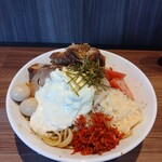 らーめん菊 - 冷やし中華 青唐辛子 1450円
      麺300g ニンニクマシマシ ヤサイ 辛海老