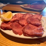 天満 カウンター焼肉 うしすき - 