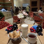 トルクメニスタンパビリオンレストラン - ピシメ、チャル、ブラックティー