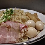中華SOBA にぼ乃詩 - チャーシュー、うずら、メンマともに美味しいですよ