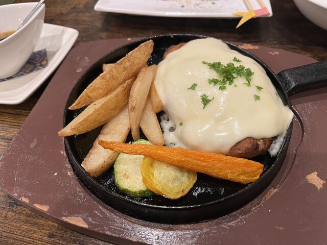 ボヌール - 斗米（ハンバーグ）の写真