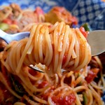 のらねこまんま - 牛すじのコクとトマトの酸味のバランスがいい