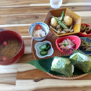 おむすび六丁屋珈琲cafe_0