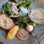 ベジバル チバットリア - サラダプレート♡