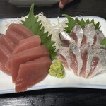 深川酒場 - 鮪と鰯刺し