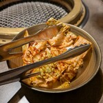 厚切り牛タン 焼肉一心たん助 - 白菜キムチ