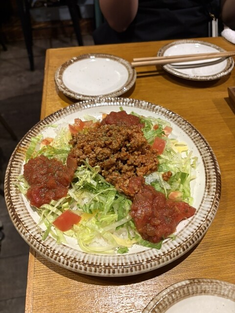 Osake to Gohan Sandal Kitchen