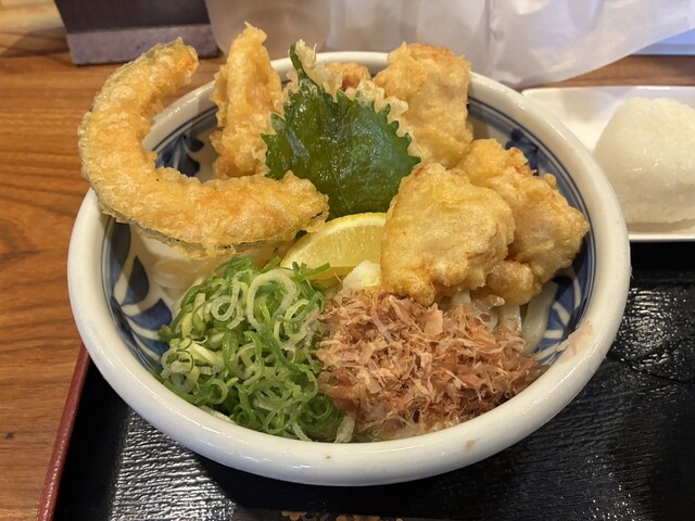 松山 力みなぎる完全無欠うどん 空太郎 （ウドンクウタロウ） - 土居田