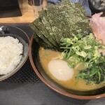 ラーメン見田家 - ライス無料